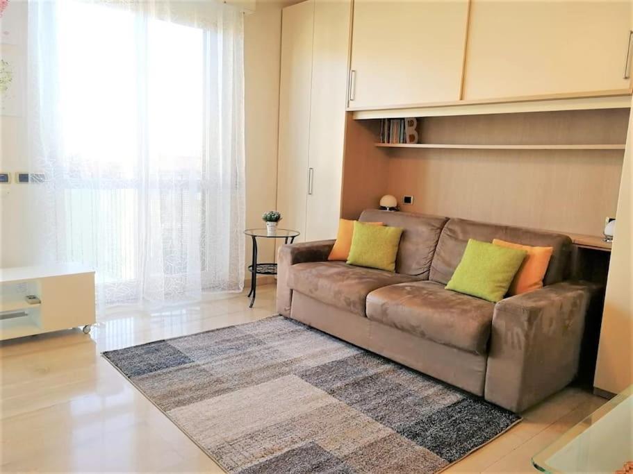 Gef House - Studio Apartment Bande Nere Мілан Екстер'єр фото